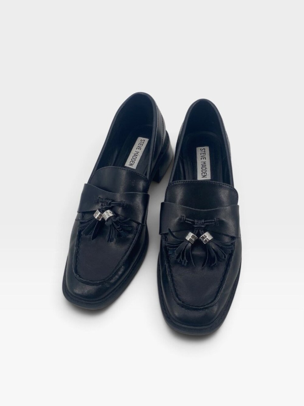 Steve Madden Women's 9 Black Annabeth Y2K Tasseled Chunky Leather Loafer